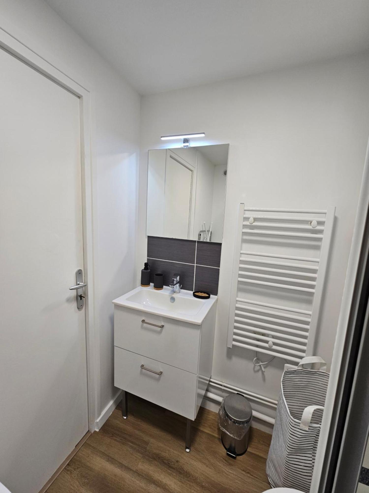 Apartament Charmant Duplex Au Coeur De Vernon Proche Gare Et Giverny Zewnętrze zdjęcie