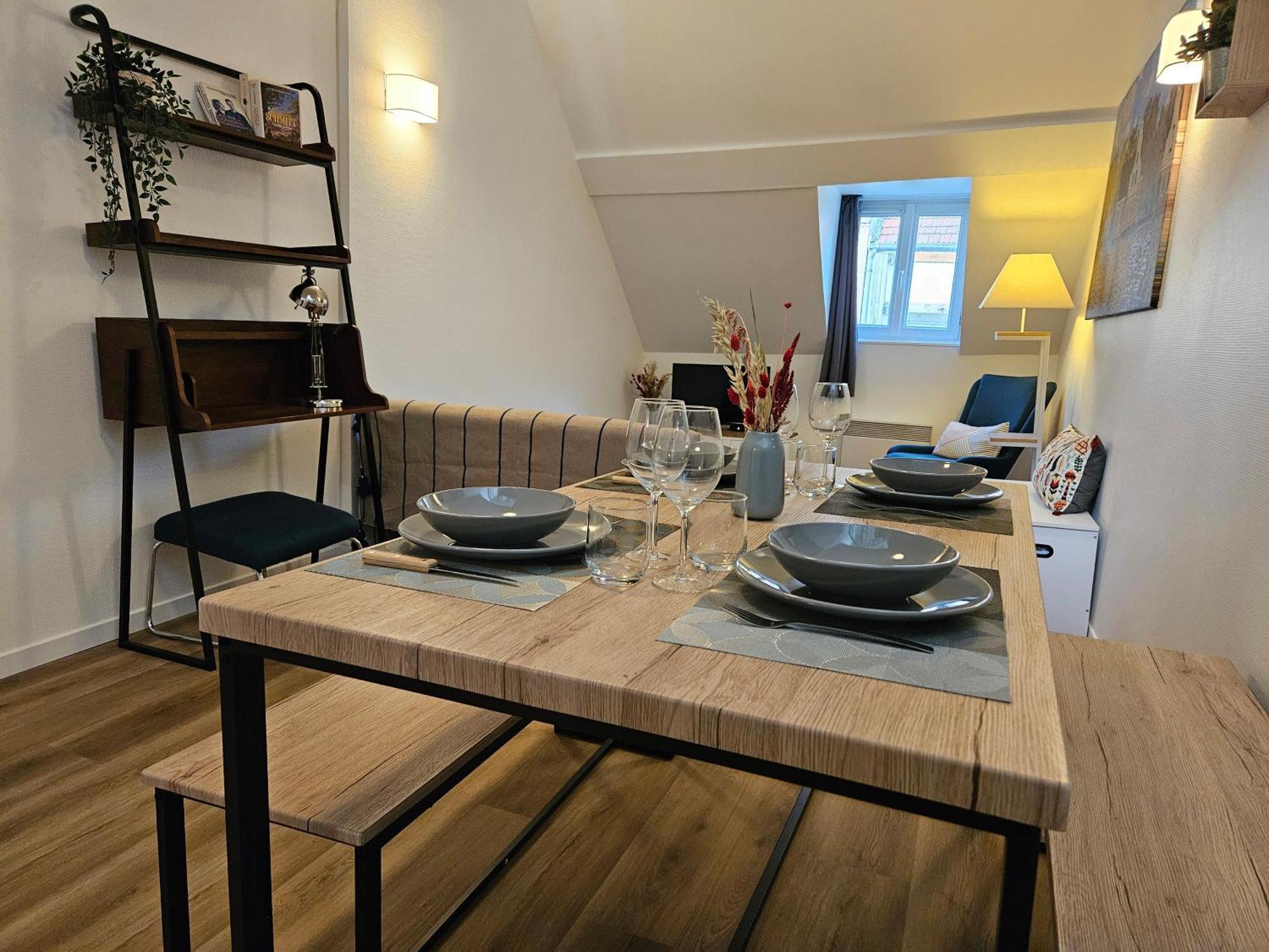 Charmant Duplex Au Coeur De Vernon Proche Gare Et Giverny Zewnętrze zdjęcie